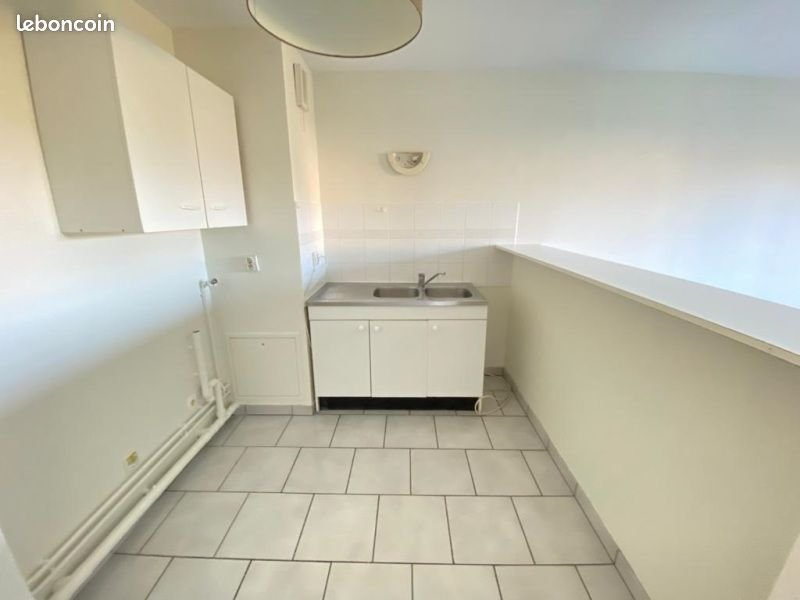 Appartement à louer, 31m², Saint-Jean-de-la-Ruelle