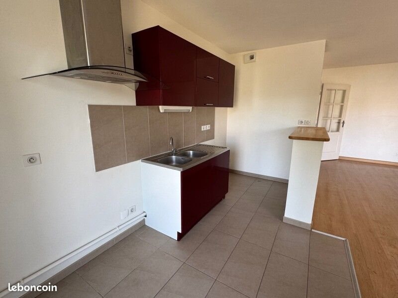 Appartement à louer, 68m², Orléans