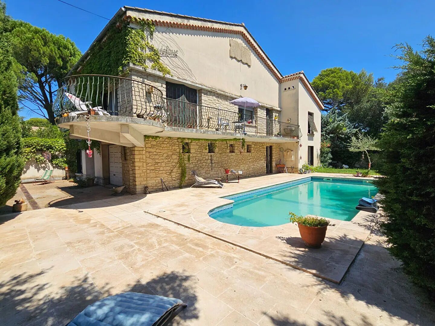 Maison à vendre, 212m², Villeneuve-lès-Avignon
