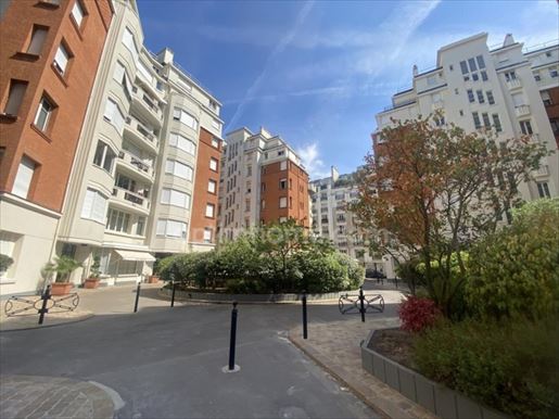 2 pièces 47 m² · à Boulogne-Billancourt · 47 m² · 400 000 €