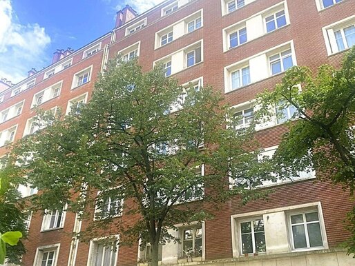 Appartement 4 pièces 80 m² · à Paris 15ème · 80 m² · 710 000 €