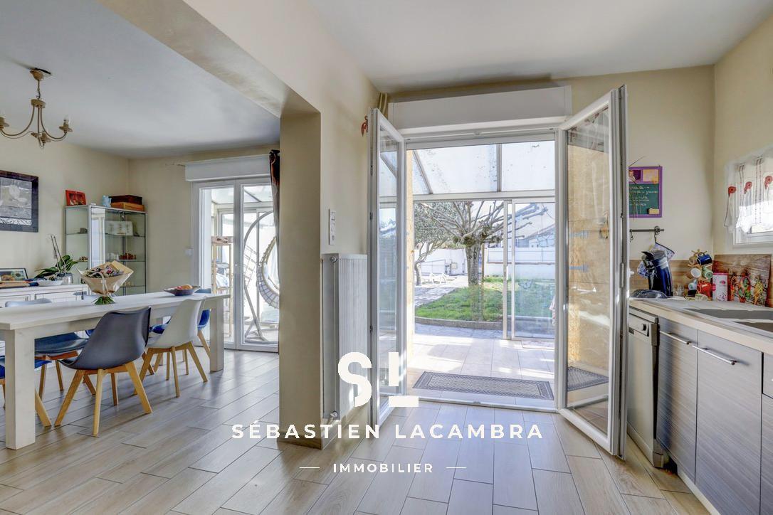 Maison à vendre, 138m², Saint-Juéry