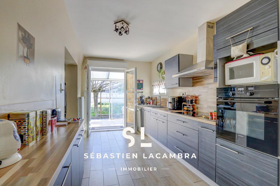 Maison à vendre, 138m², Saint-Juéry