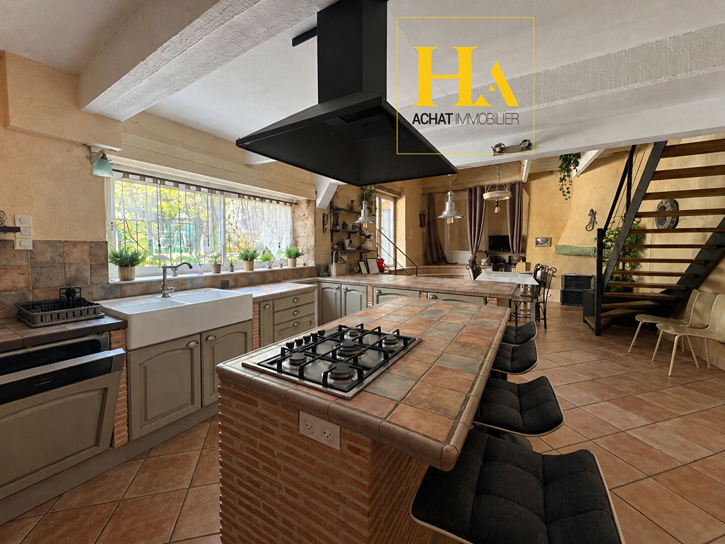 Maison à vendre, 433m², Saint-Marcel-d'Ardèche