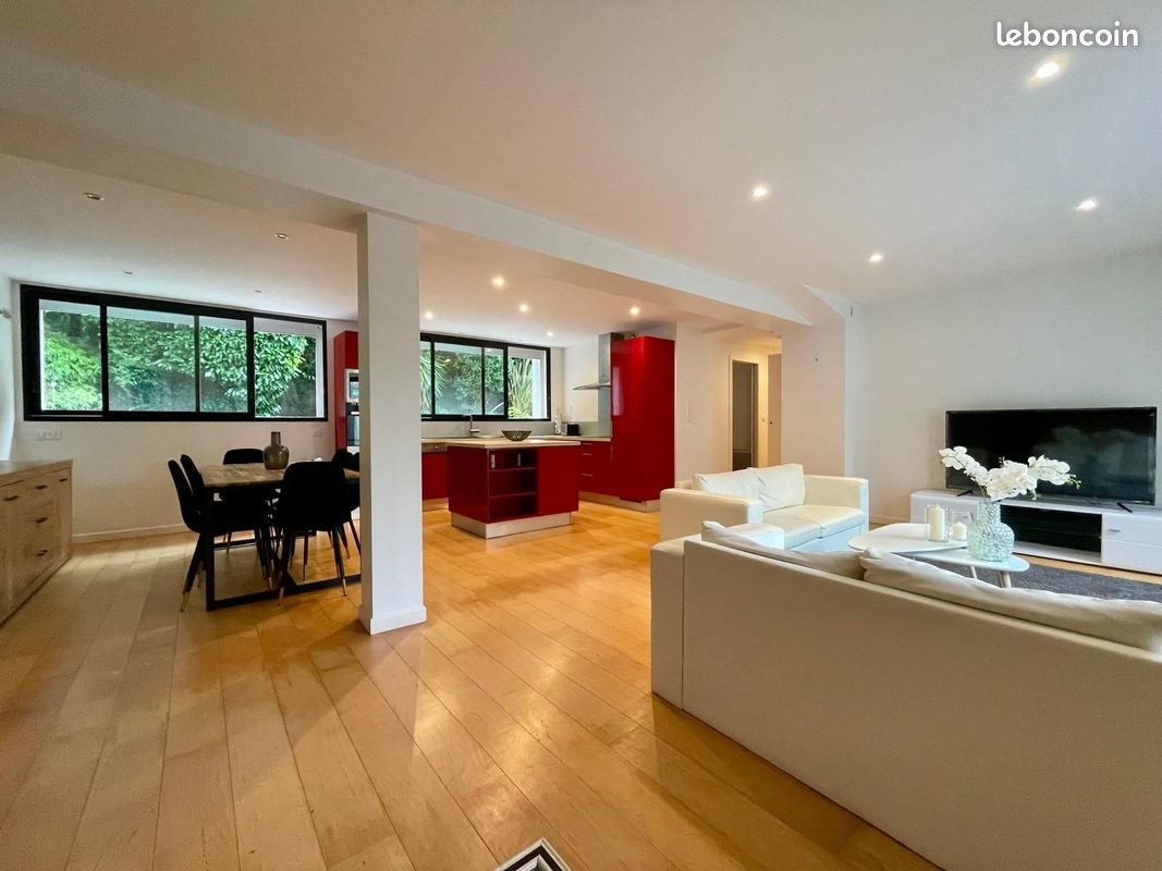 Appartement à louer, 115m², Pau