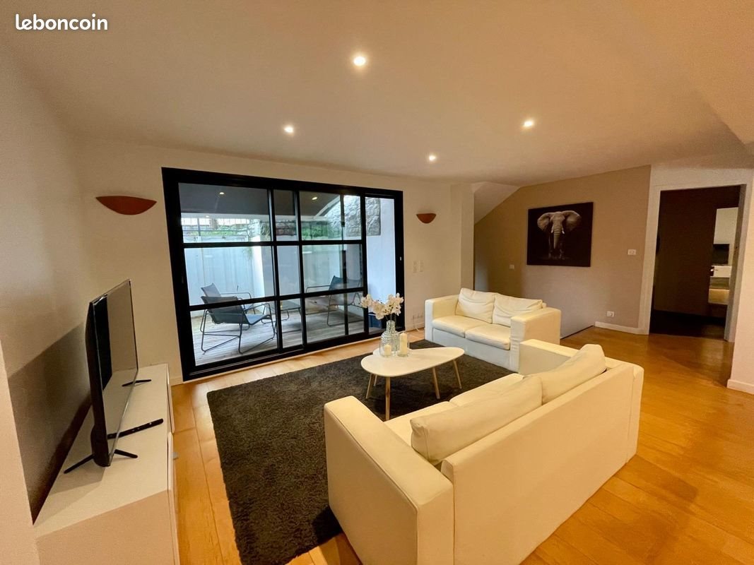 Appartement à louer, 115m², Pau