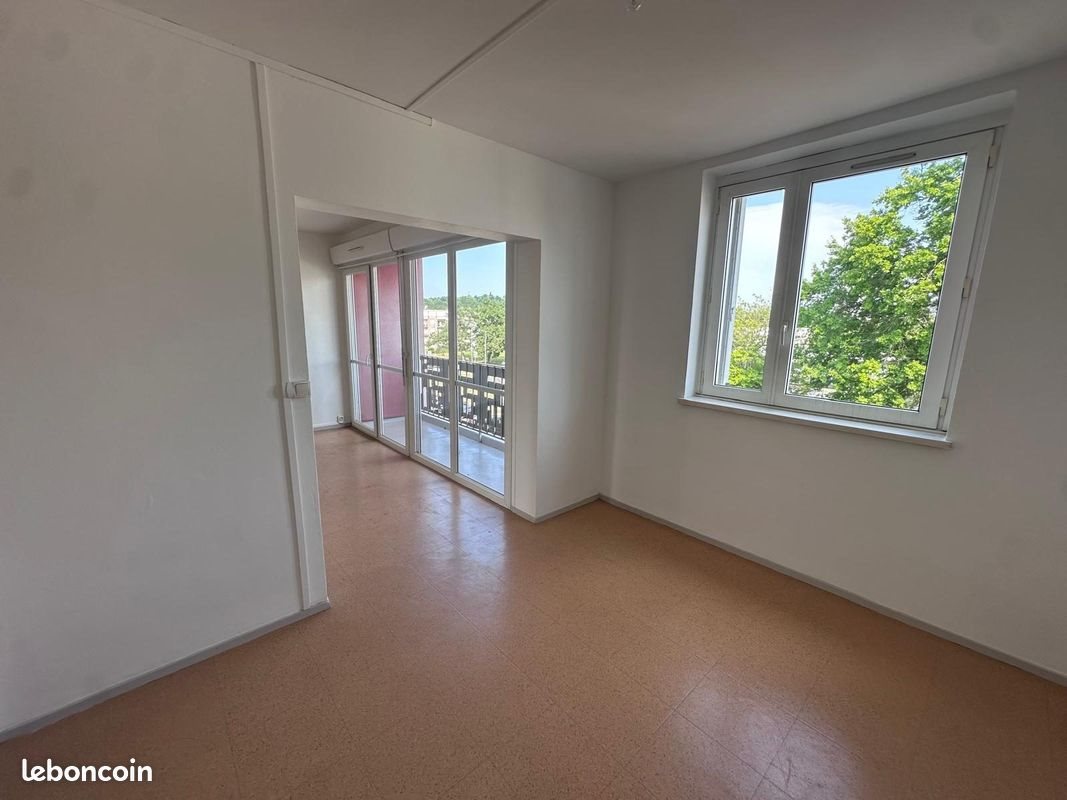 Appartement à louer, 71m², Mourenx