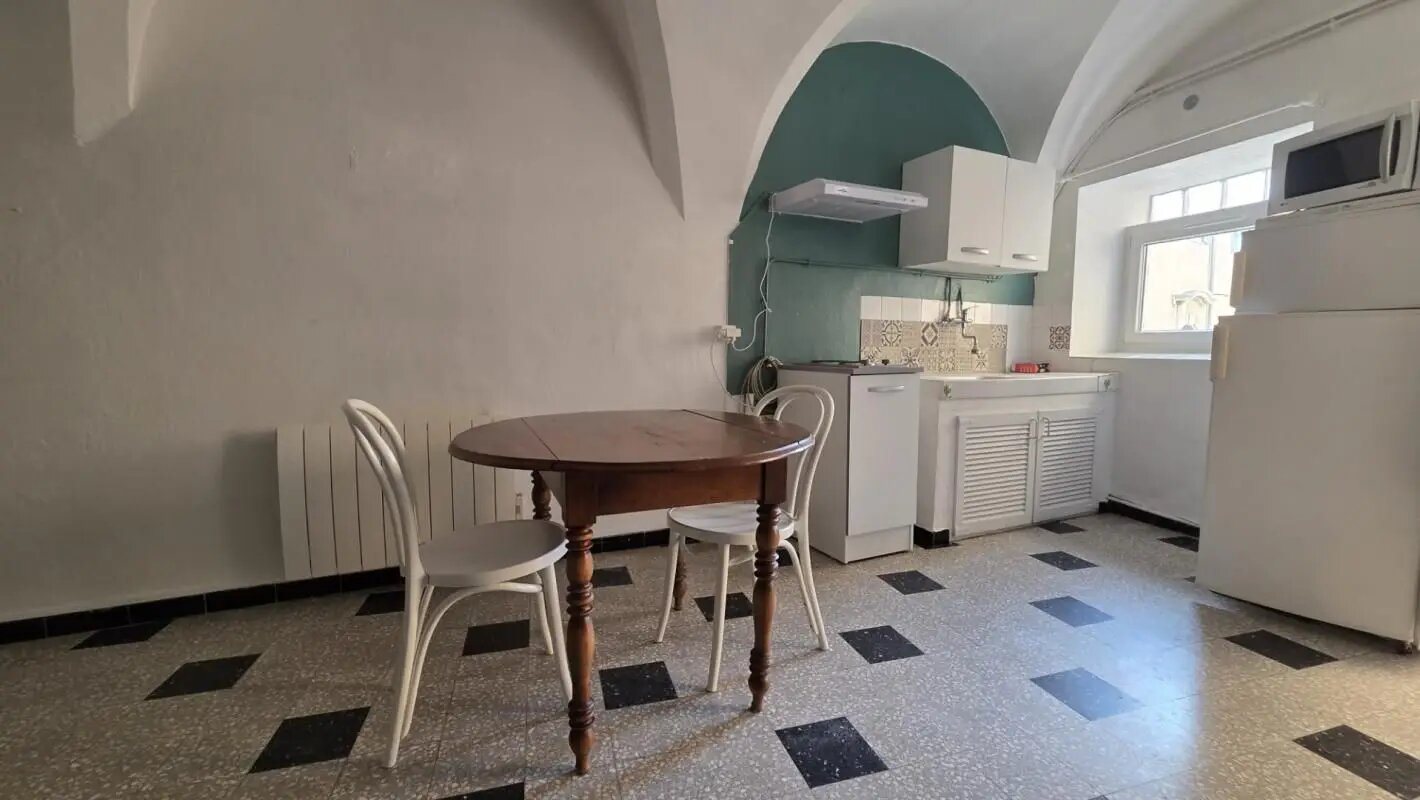 Appartement à louer, 30m², La Cadière-d'Azur