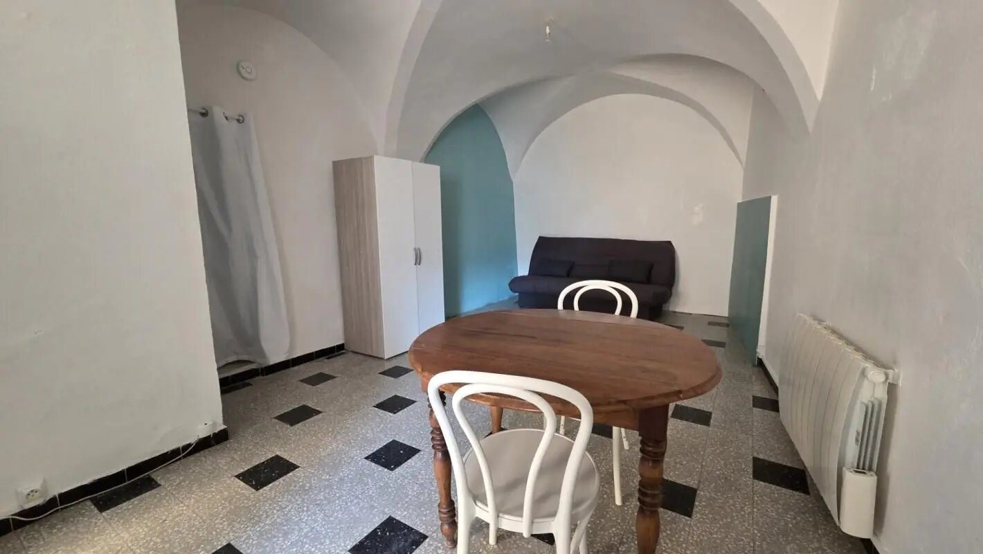 Appartement à louer, 30m², La Cadière-d'Azur