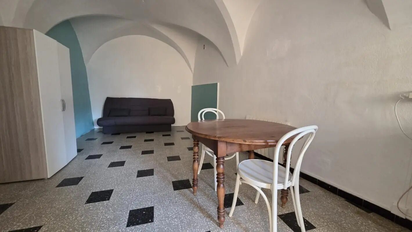 Appartement à louer, 30m², La Cadière-d'Azur