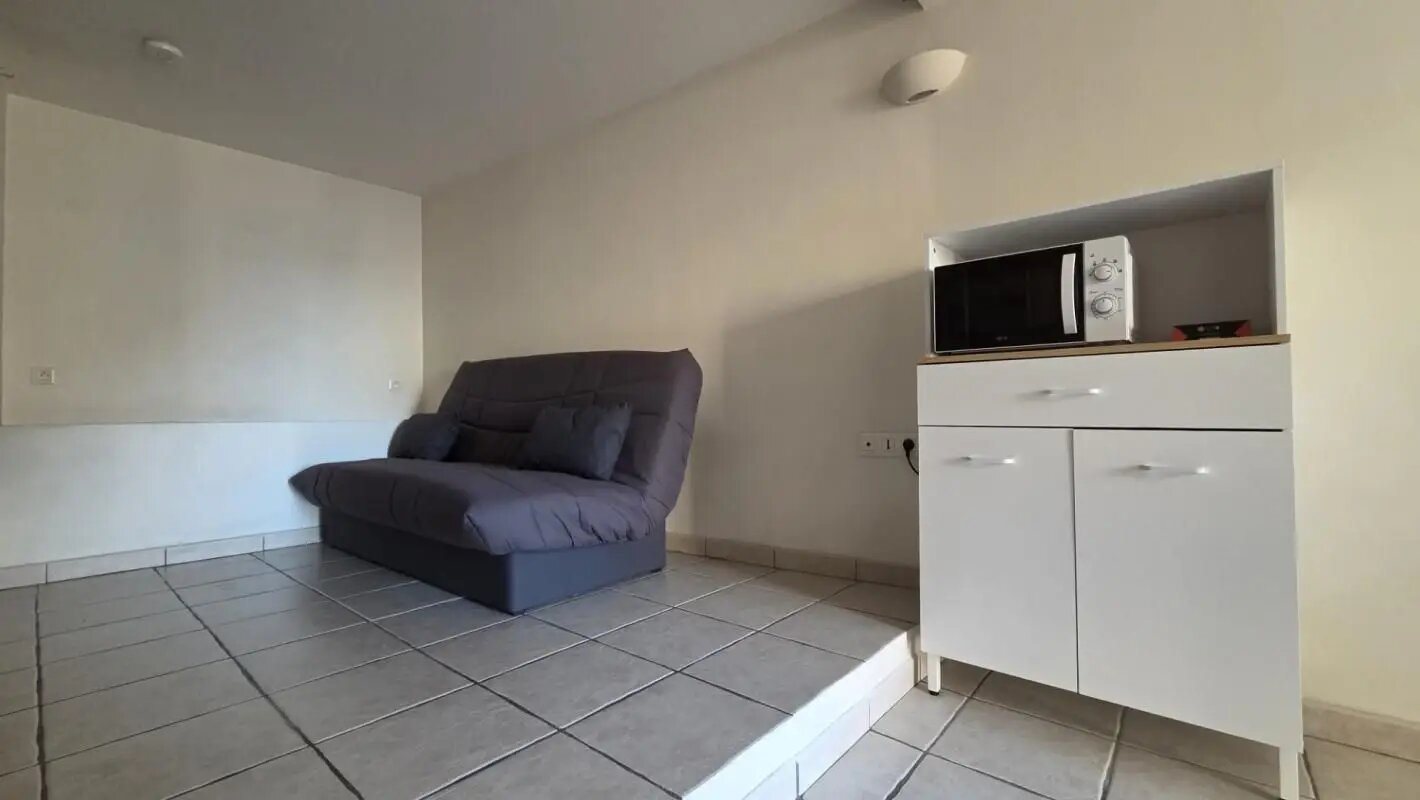 Appartement à louer, 17m², La Cadière-d'Azur