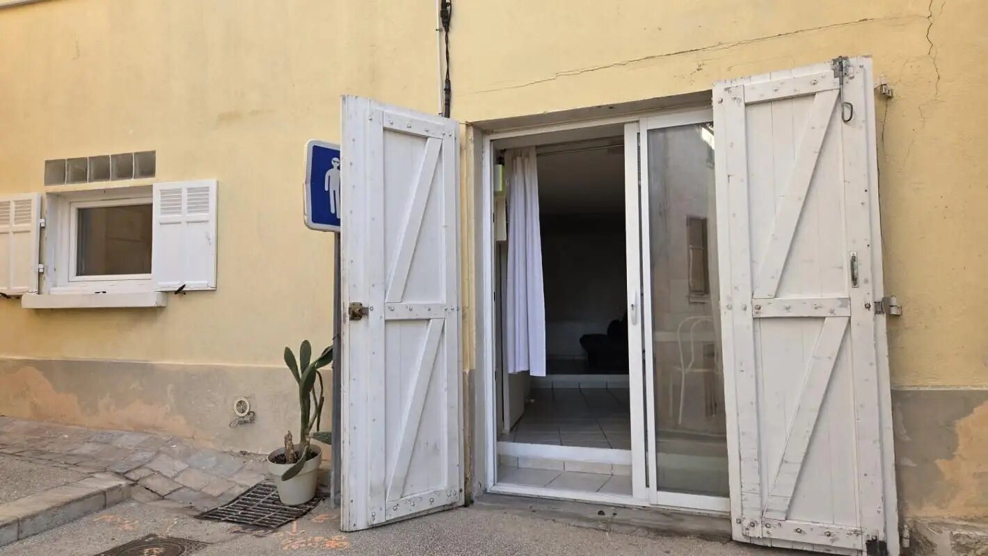 Appartement à louer, 17m², La Cadière-d'Azur