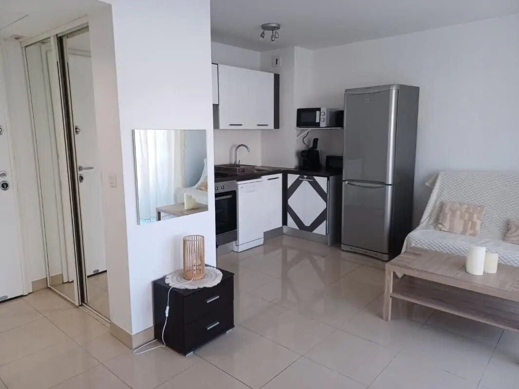 Appartement à louer, 25m², Saint-Raphaël