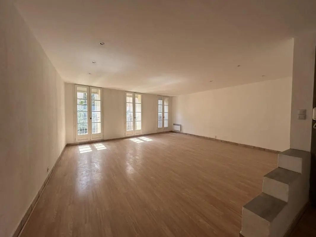 Appartement à louer, 82m², Toulon
