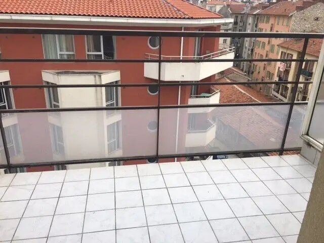 Appartement à louer, 26m², Nice