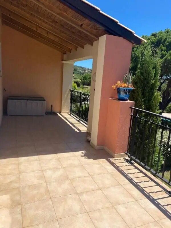 Appartement à louer, 58m², Roquebrune-sur-Argens