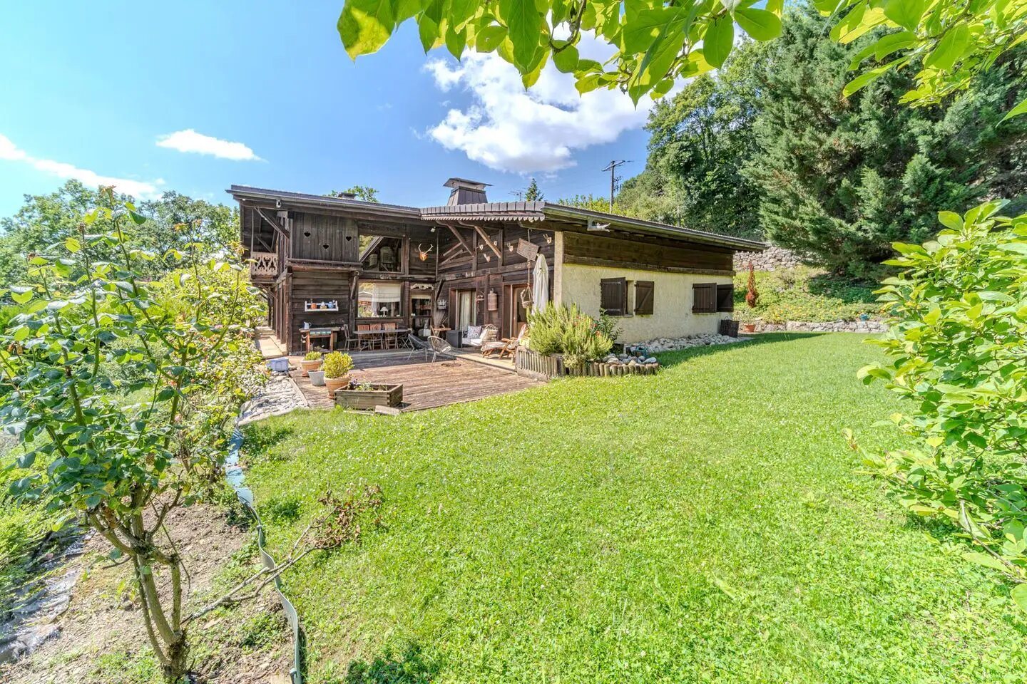 Maison à vendre, 350m², Châtillon-sur-Cluses