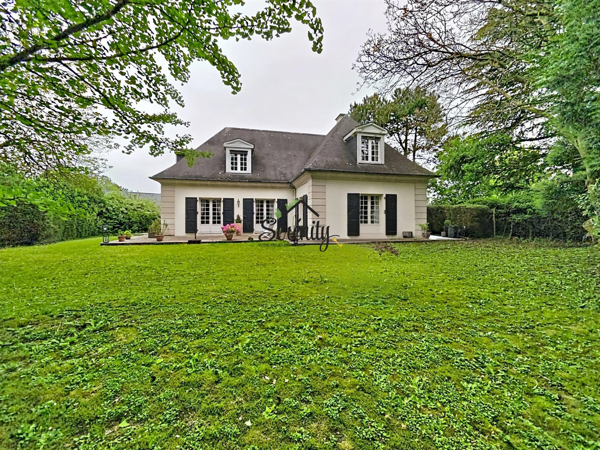 Maison à vendre, 179m², Avion