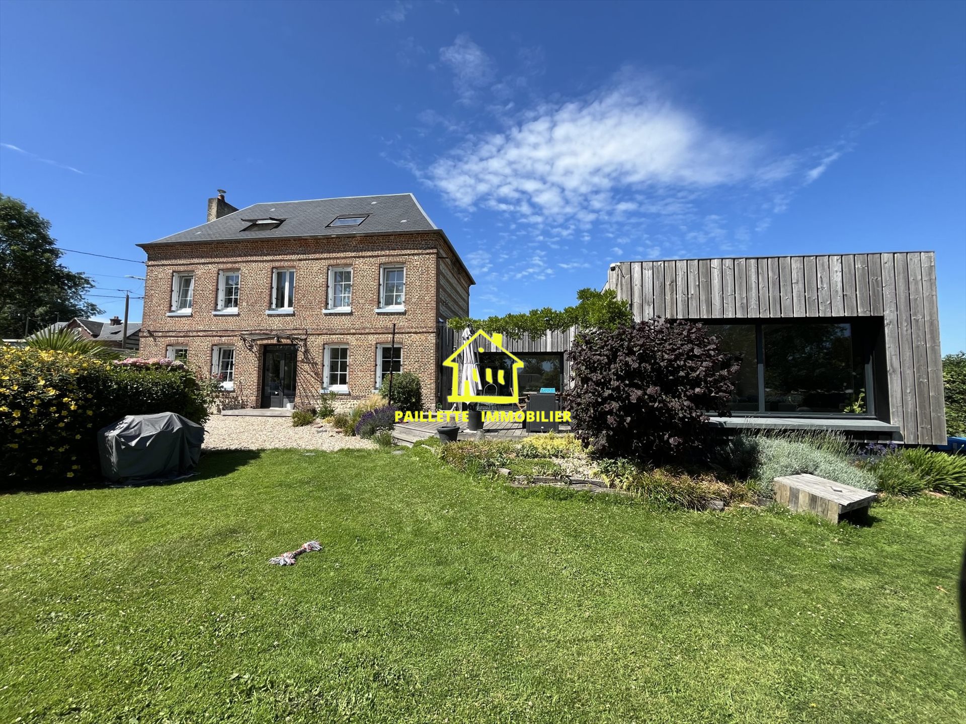 Maison à vendre, 212m², Saint-Eustache-la-Forêt