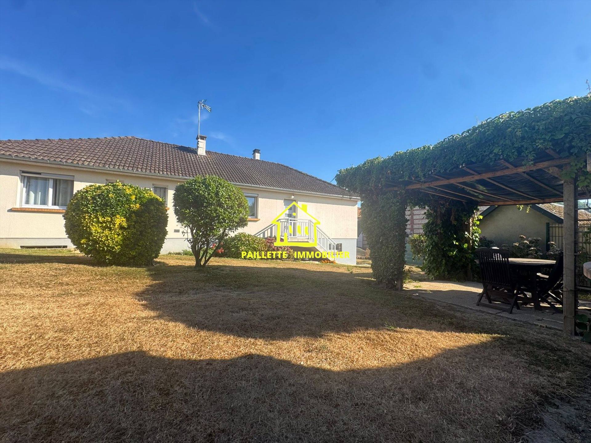 Maison à vendre, 113m², Rolleville