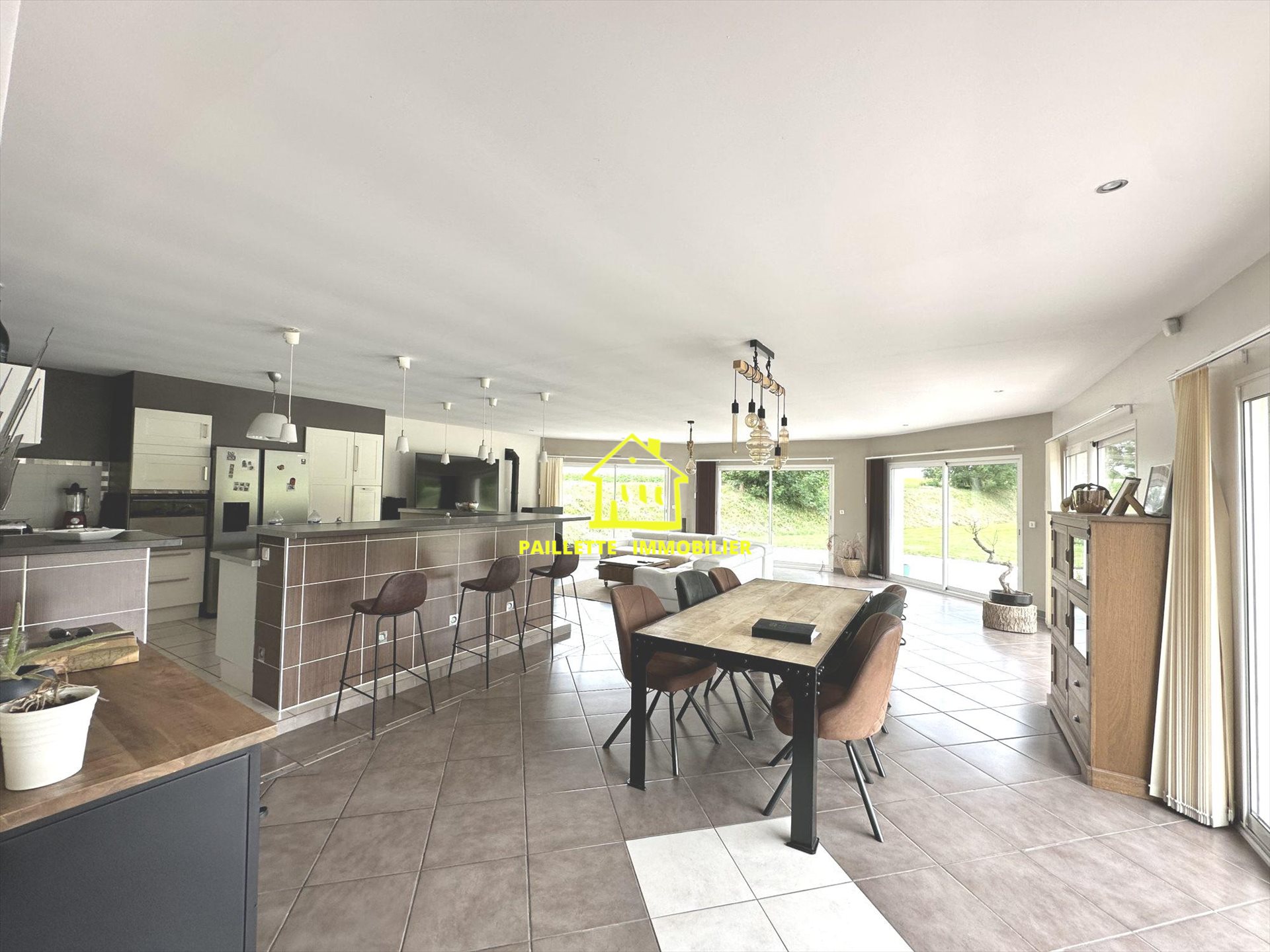 Maison à vendre, 182m², Les Trois-Pierres
