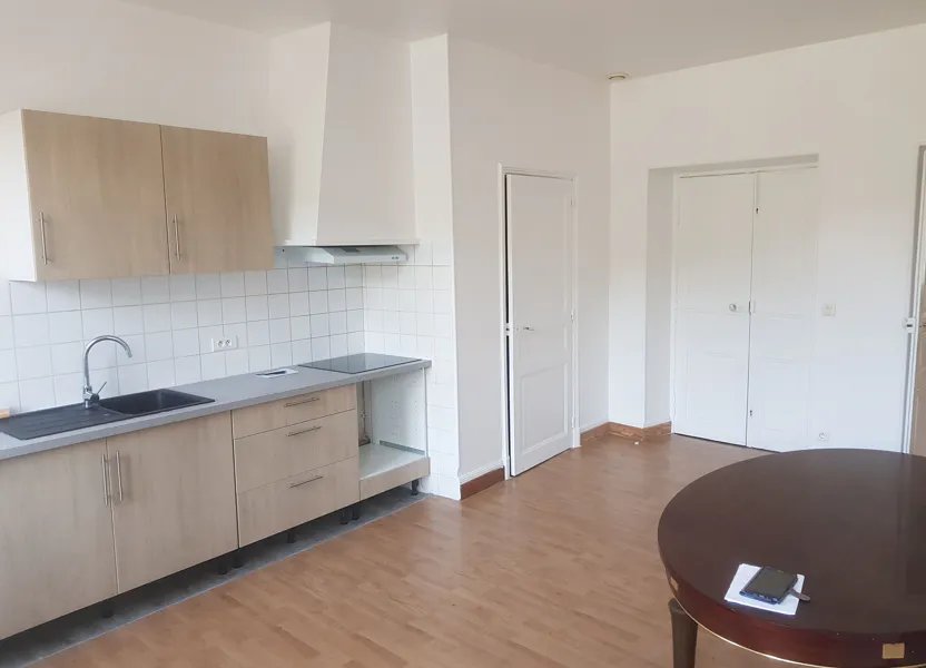 Appartement à louer, 3m², Labastide-Rouairoux