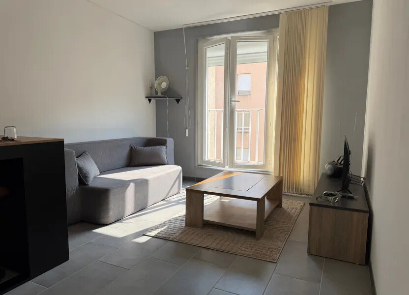 Appartement à louer, 24m², Mazamet