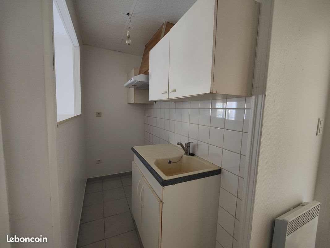 Appartement à louer, 42m², Saint-Sulpice-la-Pointe