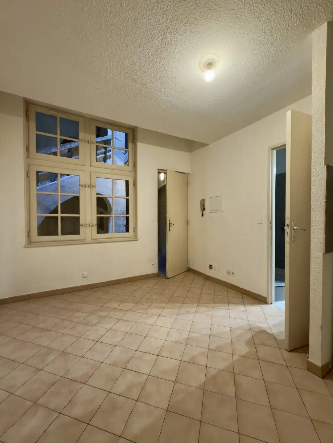 Appartement à louer, 15m², Nîmes