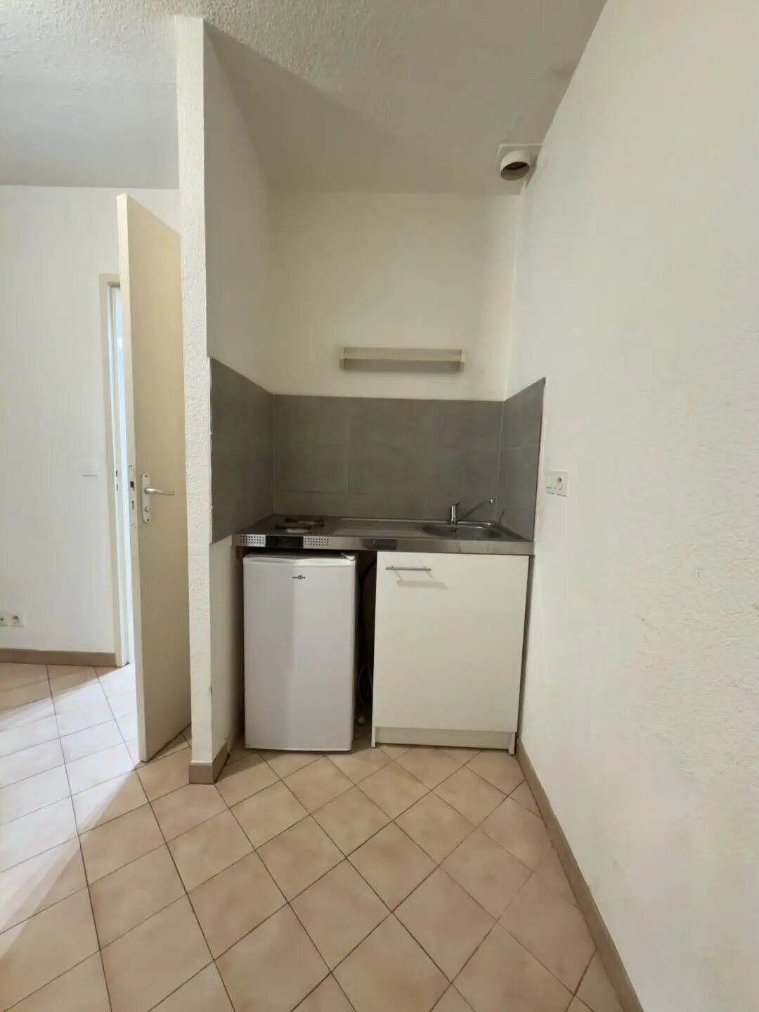 Appartement à louer, 15m², Nîmes