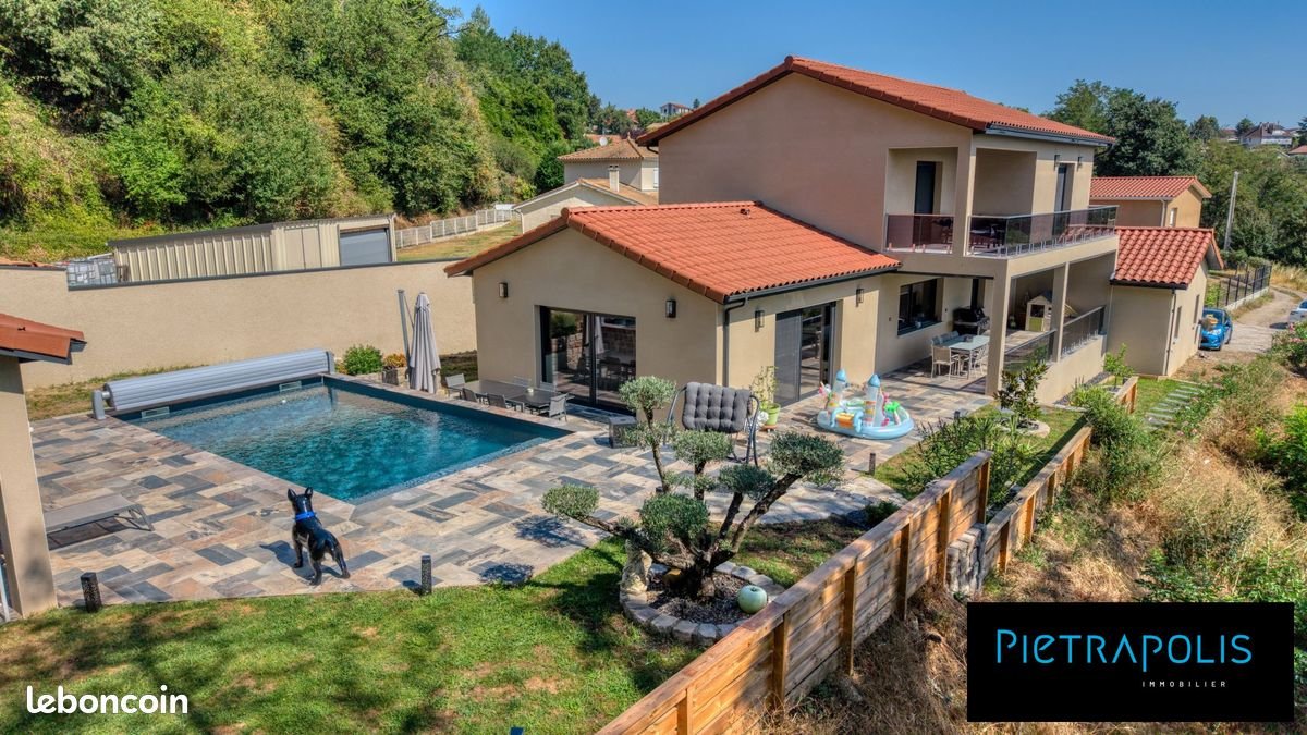 Maison à vendre, 200m², Saint-Pierre-de-Boeuf