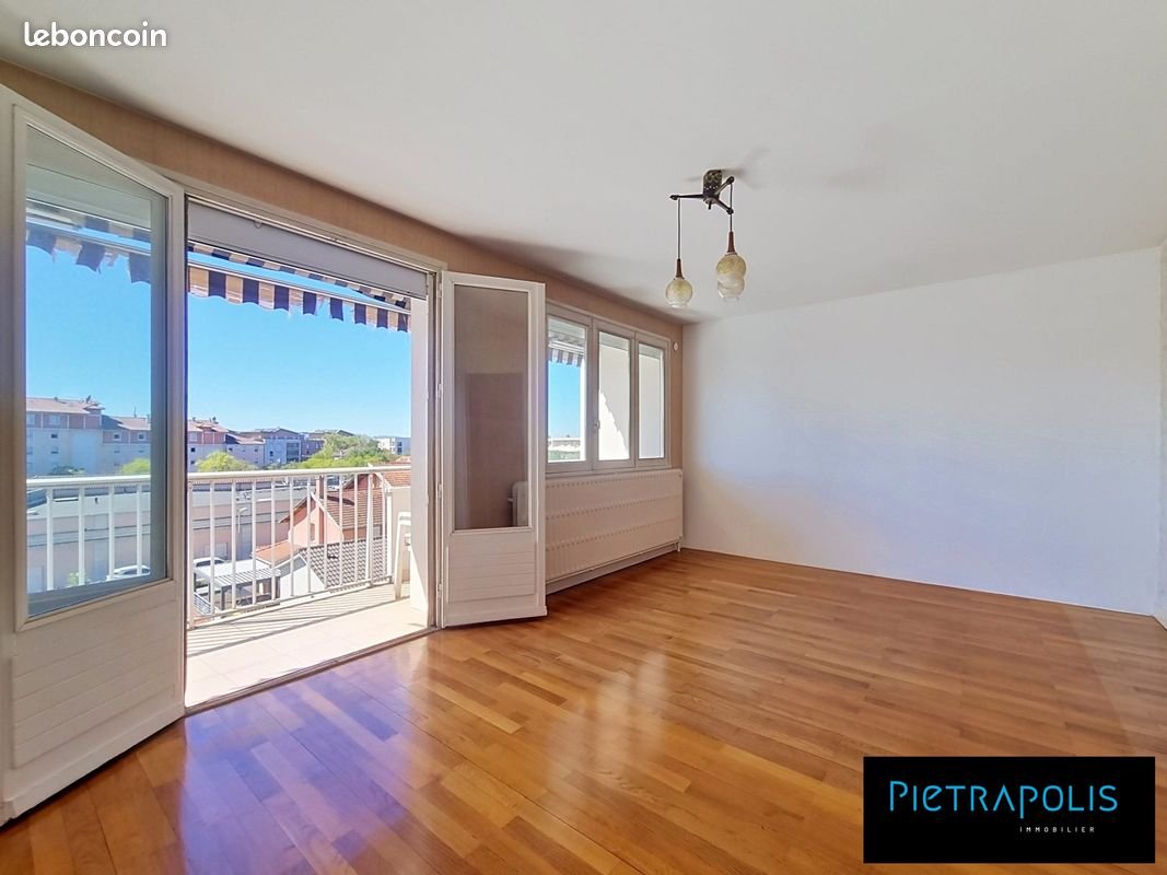Appartement à vendre, 82m², Décines-Charpieu