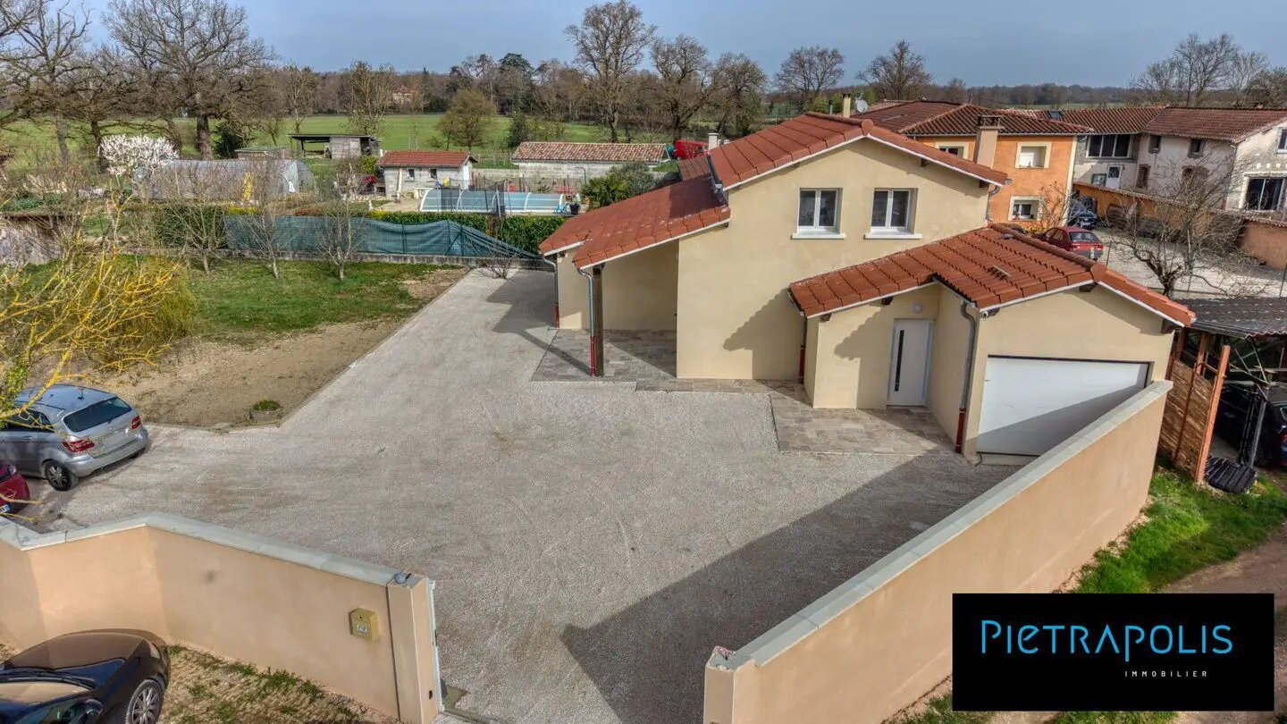 Maison à vendre, 115m², Saint-Nizier-le-Désert