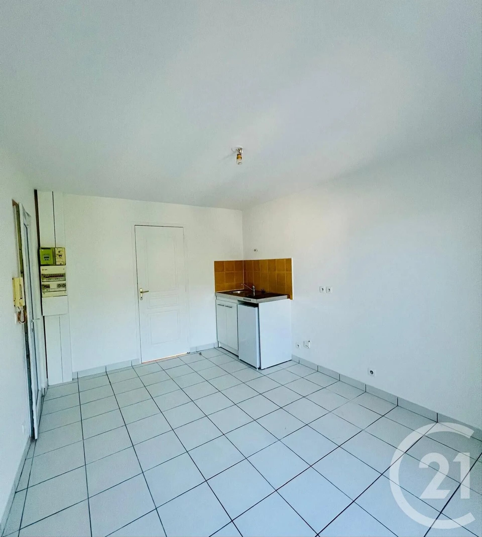 Appartement à louer, 17m², Penchard