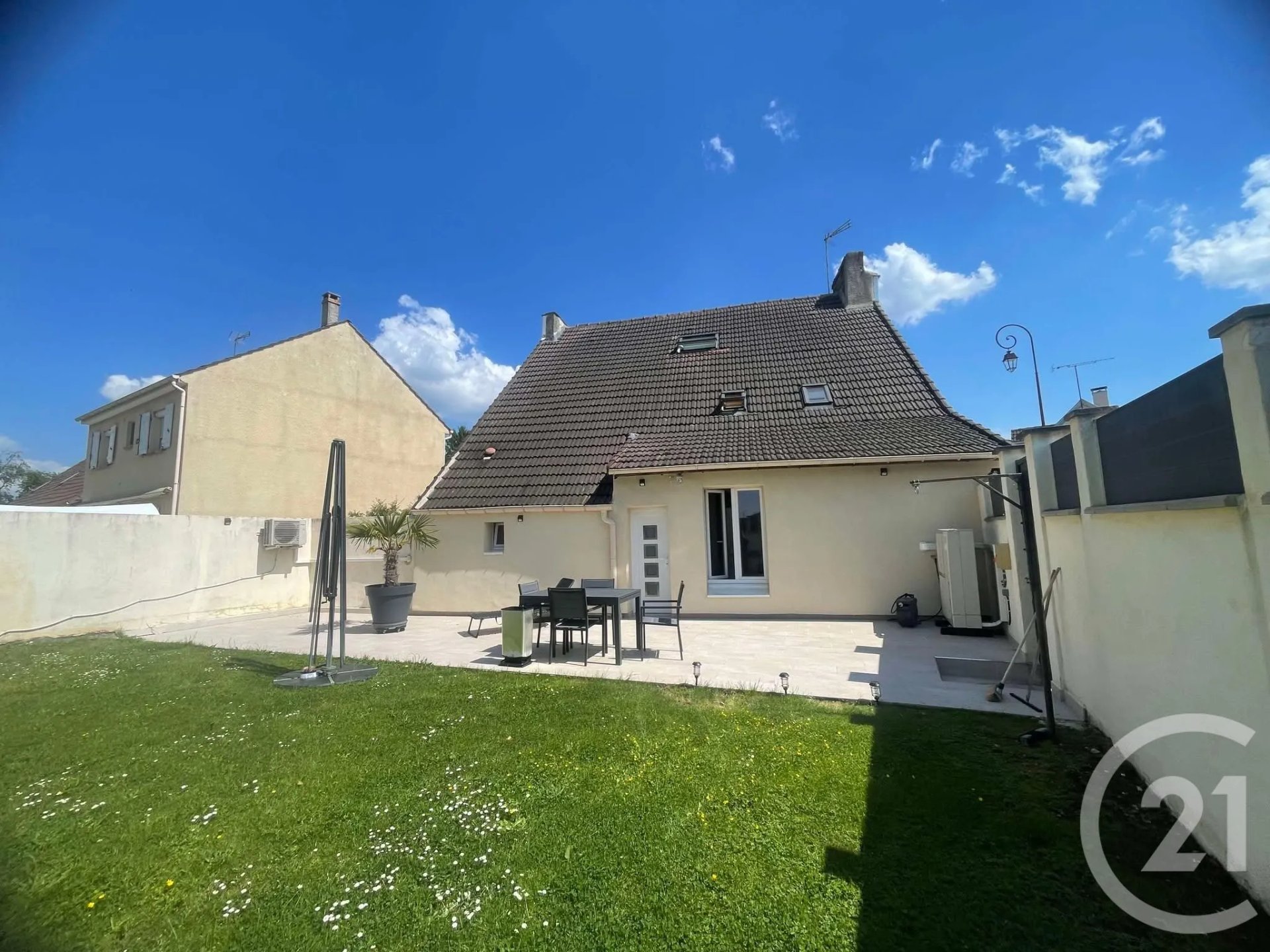 Maison à vendre, 143m², Villeneuve-sous-Dammartin