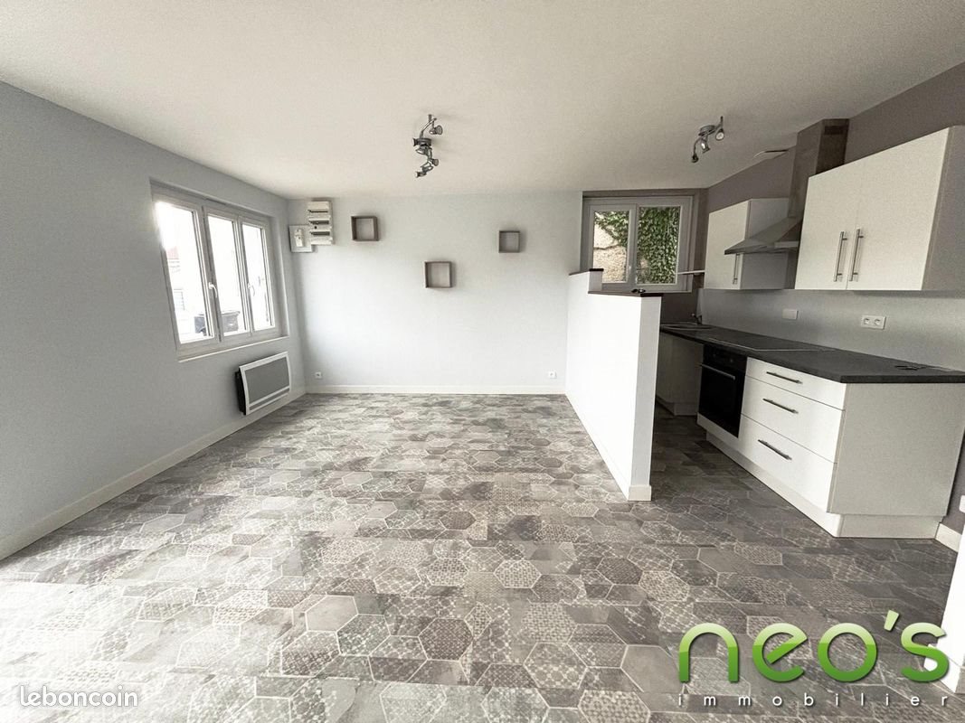 Maison à louer, 91m², Chemillé