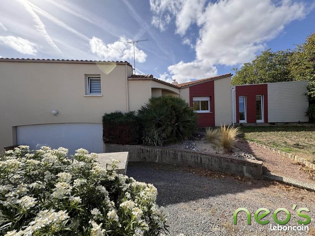 Maison à vendre, 132m², Bégrolles-en-Mauges