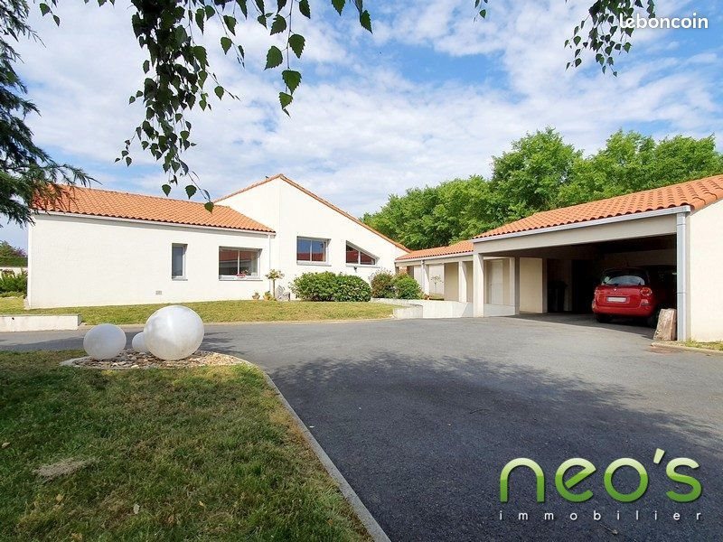 Maison à vendre, 216m², Le May-sur-Evre