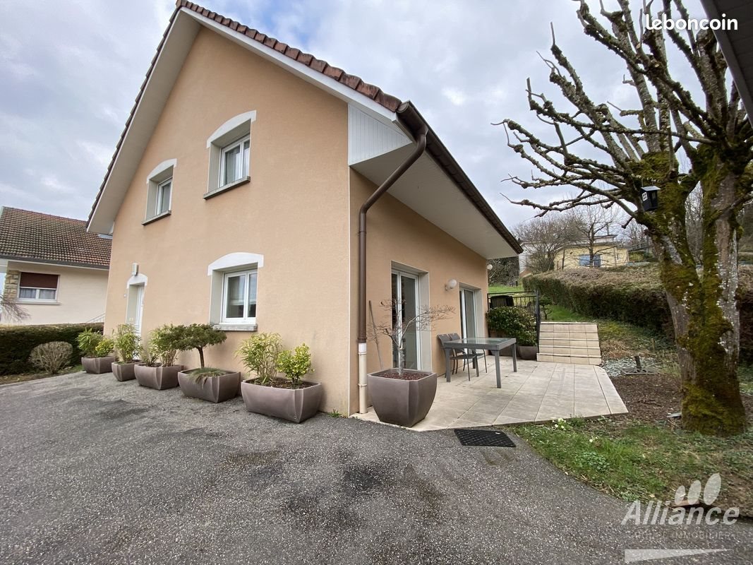 Maison à louer, 187m², Voujeaucourt
