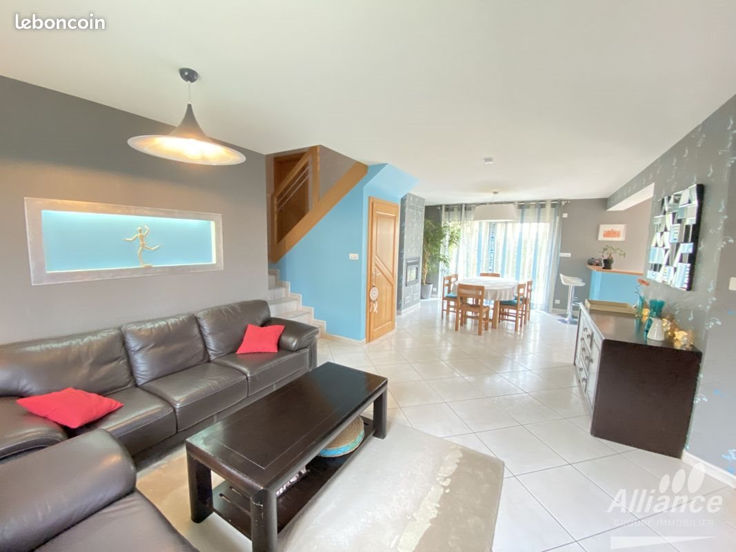 Maison à louer, 187m², Voujeaucourt