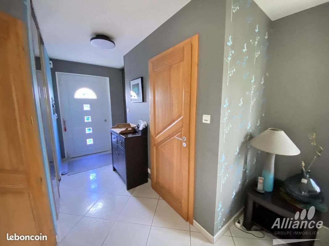 Maison à louer, 187m², Voujeaucourt