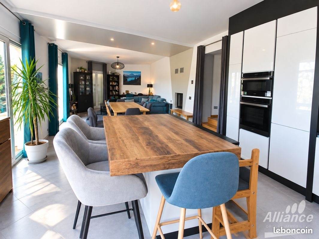 Maison à vendre, 155m², Étupes