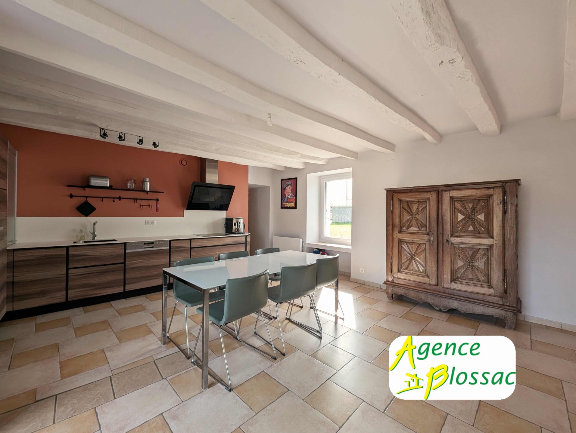 Maison à vendre, 112m², Ouzilly