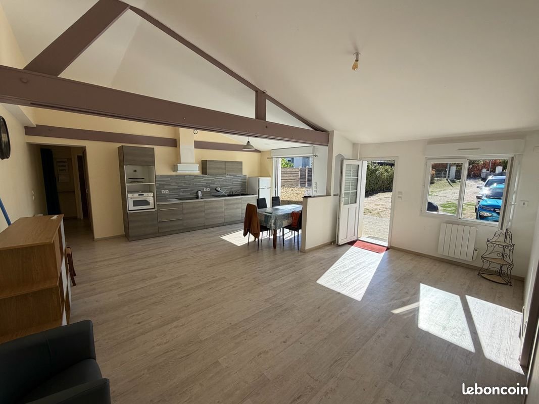 Maison à louer, 89m², Naintré