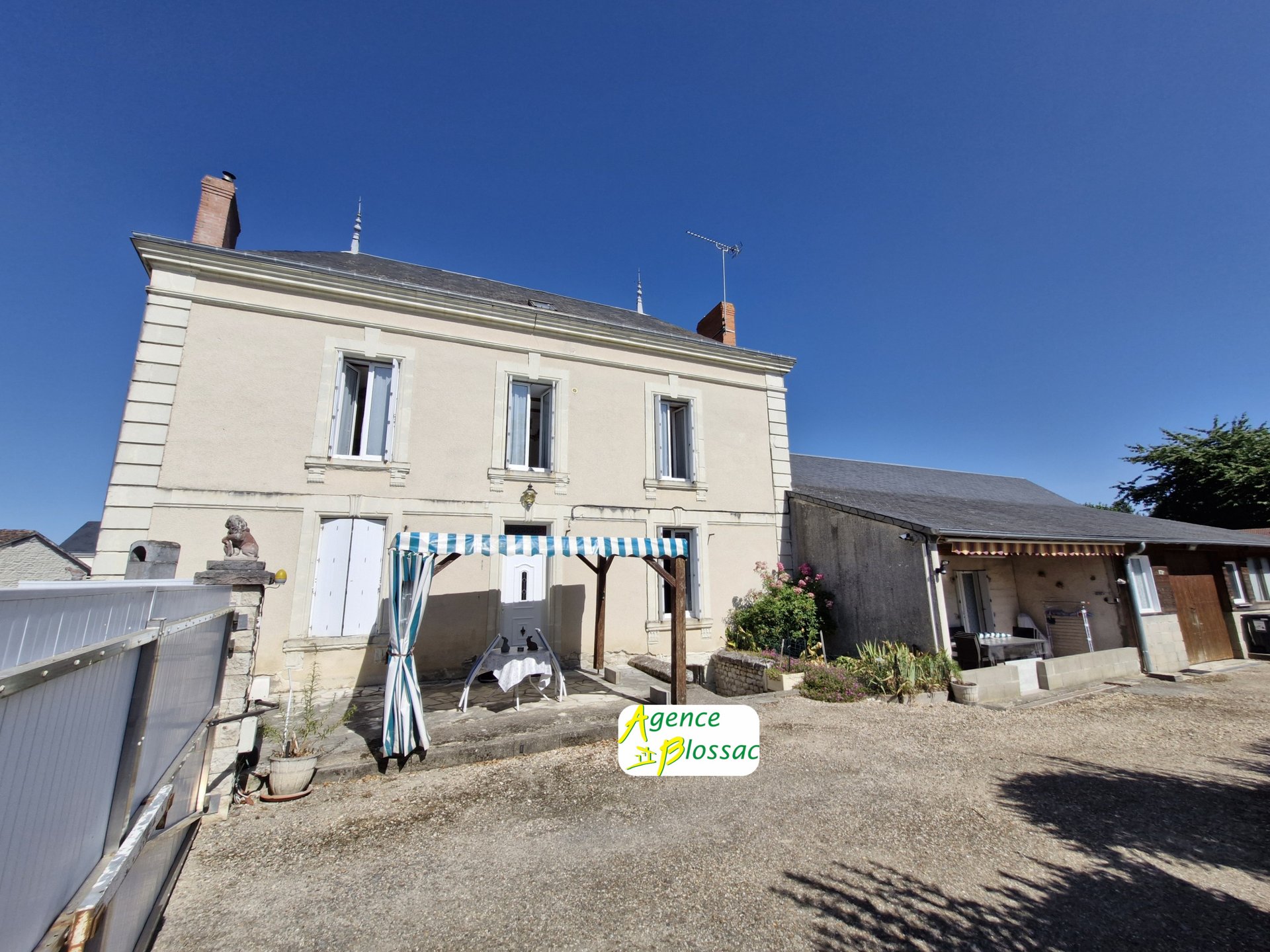 Maison à vendre, 191m², Saint-Gervais-les-Trois-Clochers