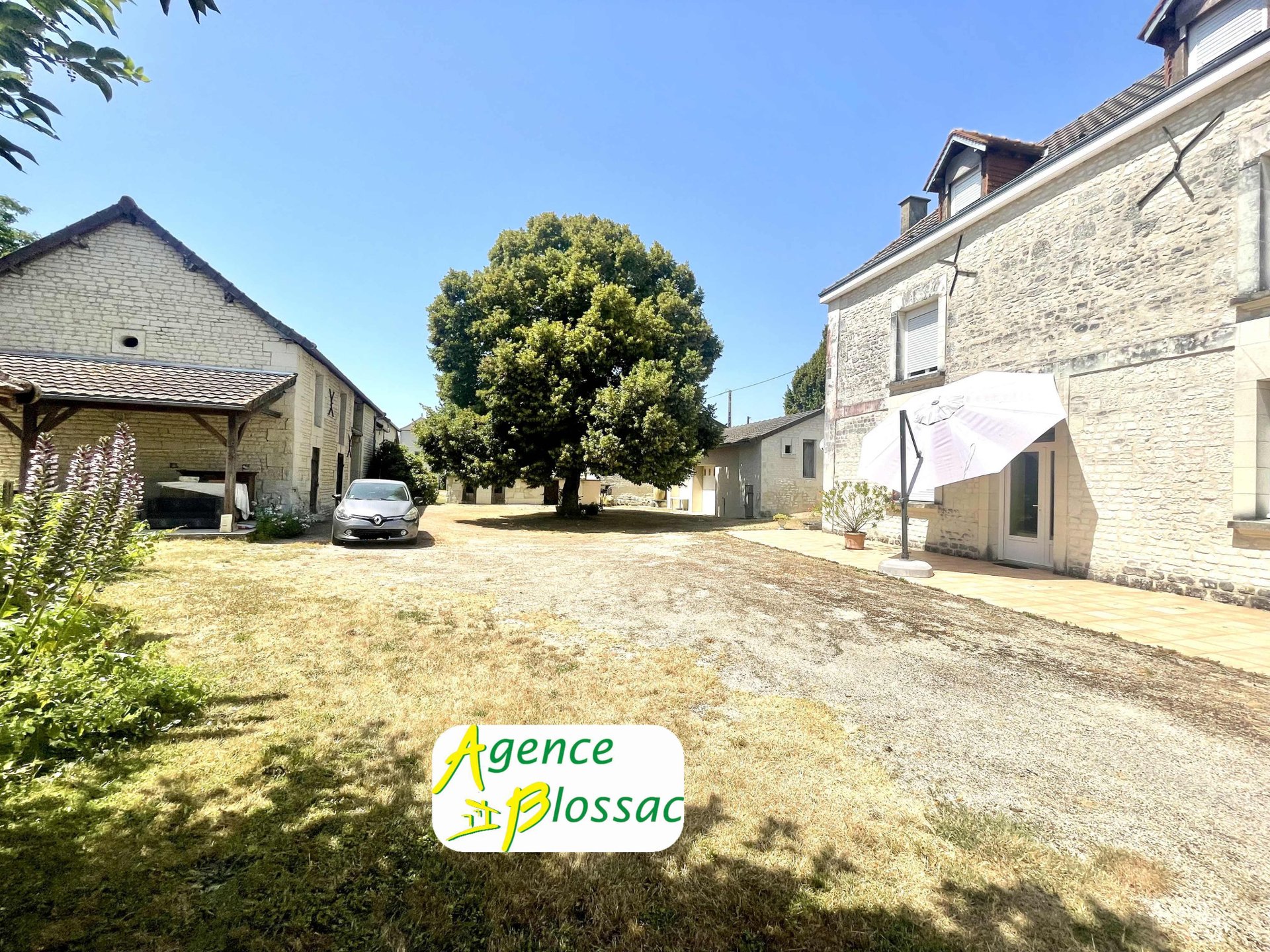 Maison à vendre, 180m², Saint-Genest-d'Ambière
