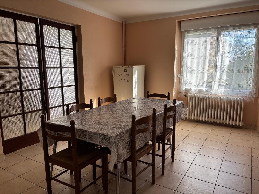Maison à vendre, 155m², Bains-sur-Oust