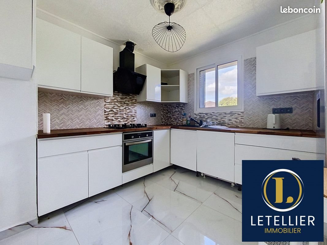Maison à vendre, 92m², Saint-Ouen-du-Tilleul