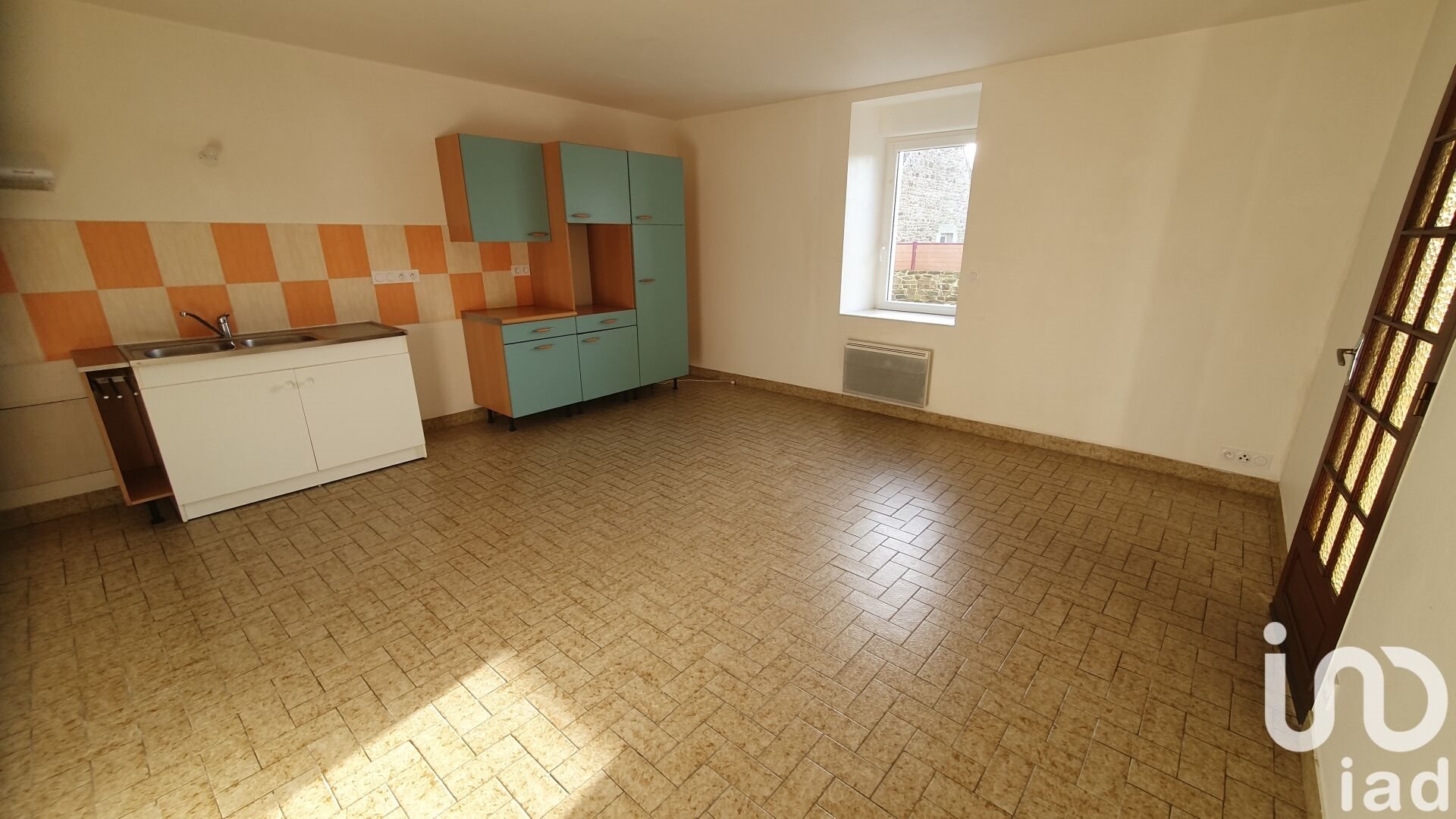 Maison à louer, 98m², Lanrodec