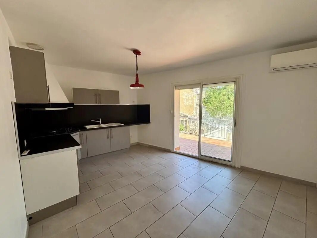 Maison à louer, 86m², Beauvoisin